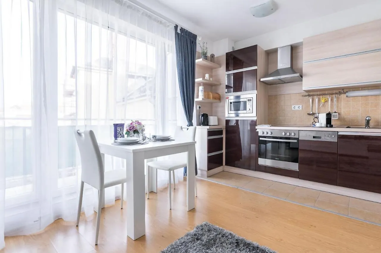 Matthias Home Midtown Budapeşte