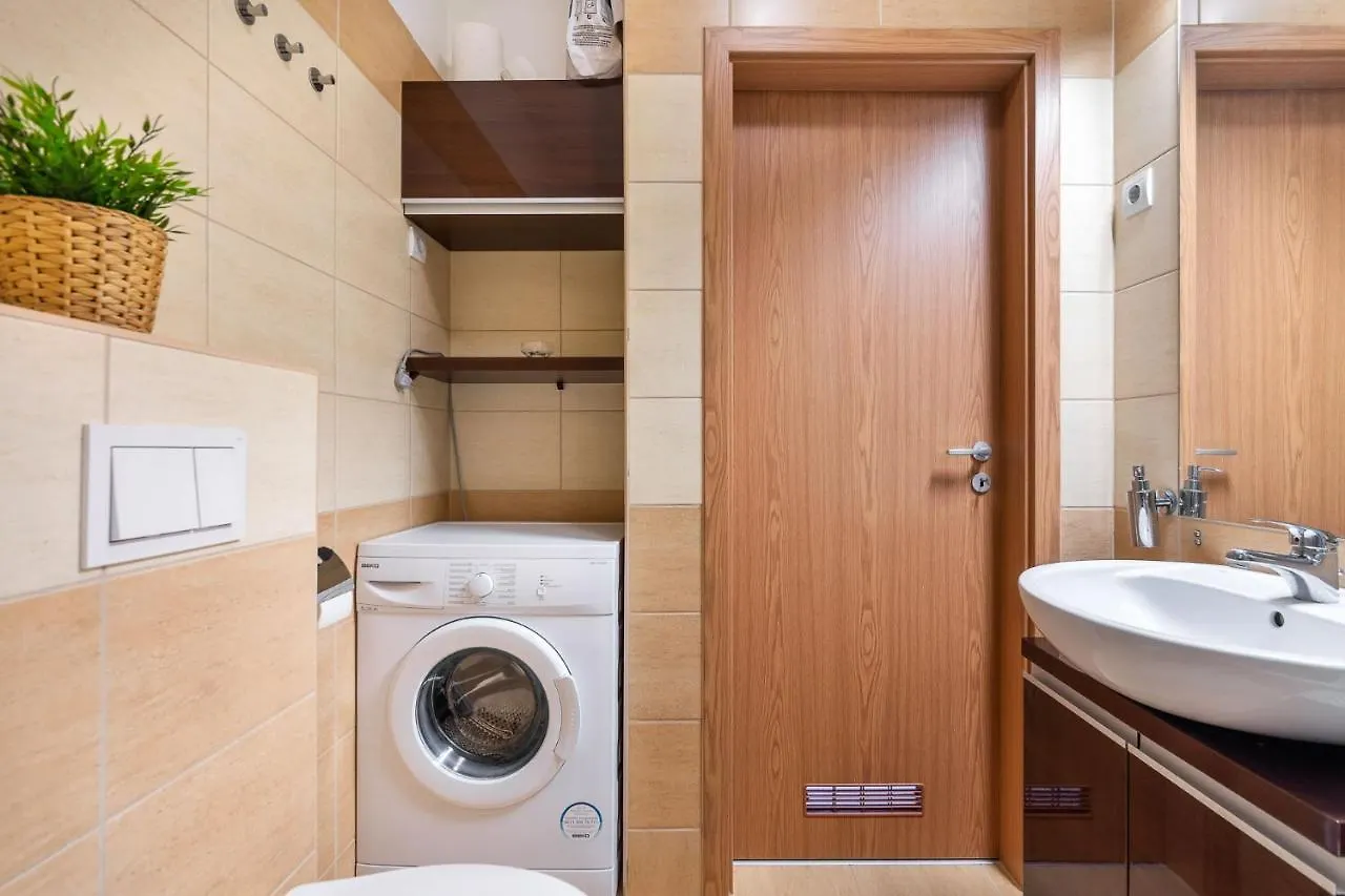 Matthias Home Midtown Budapeşte 0*,